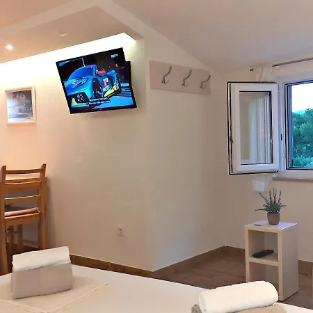 Apartment Stone House Bonaca Baska Voda