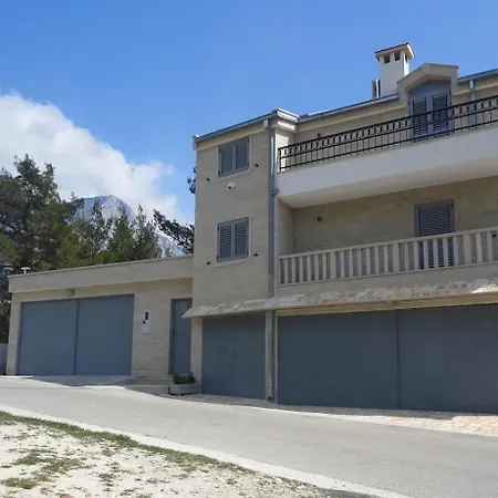公寓 Stone House Bonaca 巴什卡沃达